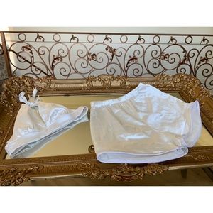 🤍✨Satin Silk Bra Top & High Waisted Short Set ✨🤍